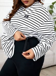 SHEIN Set Di 2 Pezzi Top A Collo Rotondo Ol Loose Fit A Righe Taglia Grande Per Maternità E Pantaloncini A Vita Regolabile Uniti Monocromatici - Bianco e nero - Visualizzare 4