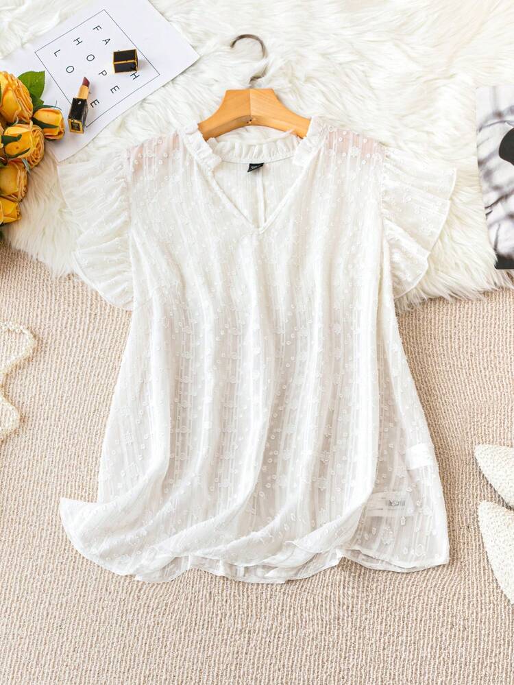 Plus Size Women'S Cap Sleeve Shirt With Notched Collar