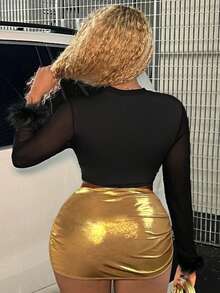 Slaydiva 情人節毛茸茸袖口裝飾透視網空露脐短t恤,深v領,黑色() - 黑色 - 查看 2