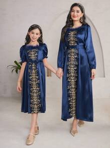 SHEIN 補間女孩泡泡袖蓬鬆拼布花卉刺繡束帶連身裙 - 藍色 - 查看 9