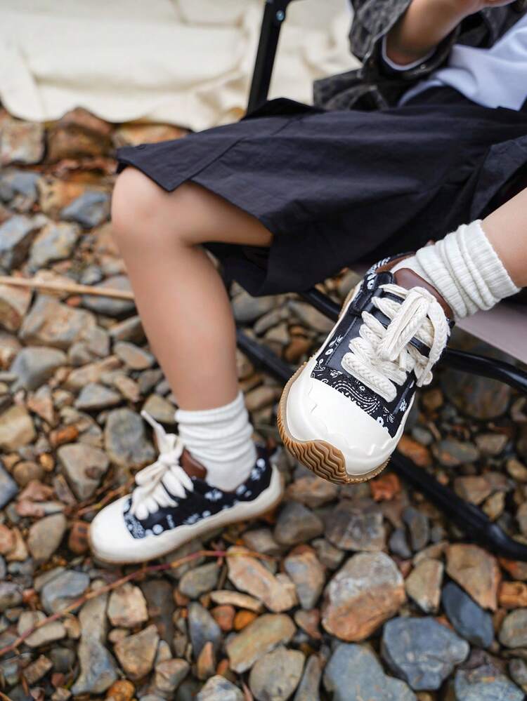 Fashionable Fruit Patterned Street-Style Waistband Flat Athletic Canvas Shoes