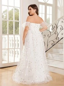 SHEIN Belle Plus Size Women'S Off-Shoulder Three-Dimensional Floral Embroidery Romantic And Sweet Ruffle Sleeve Wedding Dress - White - View 6