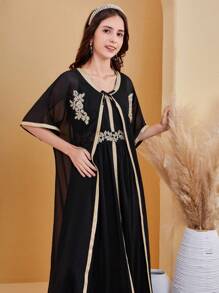 SHEIN Teen Girls' Elegant Golden Floral Decoration Front Open Sleeveless Dress With Long Coat Set