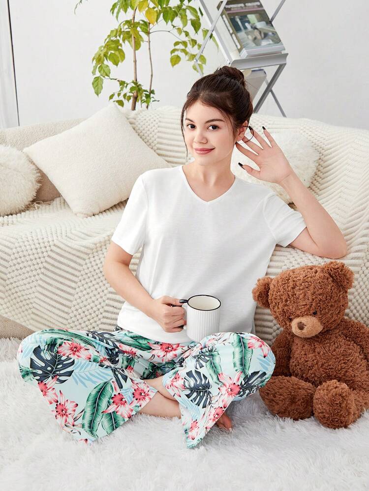 Teen Girl Knitted Solid Color Short Sleeve T-Shirt With Floral Pattern Pants Casual Homewear