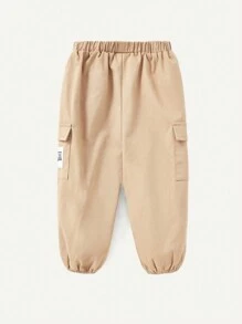 男婴装饰徽章设计工作服口袋运动裤，2件套 - 卡其色 - 查看 2