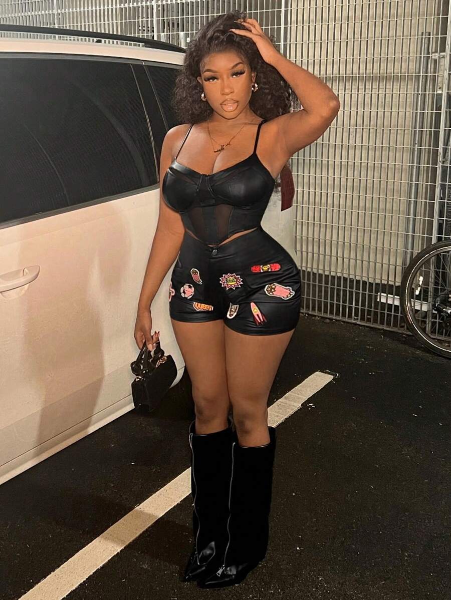 Slaydiva 女士性感网眼拼布黑色 PU 皮革不对称下摆吊带背心 - 黑色 - 查看 1