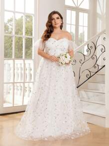 SHEIN Belle Plus Size Women'S Off-Shoulder Three-Dimensional Floral Embroidery Romantic And Sweet Ruffle Sleeve Wedding Dress - White - View 4