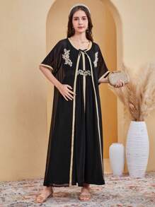 SHEIN Teen Girls' Elegant Golden Floral Decoration Front Open Sleeveless Dress With Long Coat Set