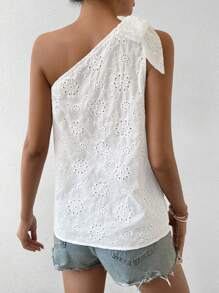 Breezaya 單肩無袖隨機條眼刺繡上衣