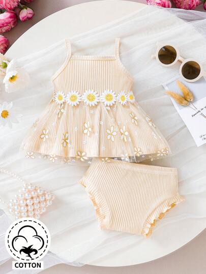 SHEIN Vintaside Kids 2pcs/Set Baby Girl Vintage & Elegant & Cute & Interesting Daisy Embroidered Woven Strap Tank Top And Shorts Outfits For Spring And Summer Outdoor Activity