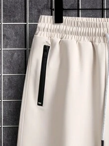 Manfinity Homme 男士纯色抽绳腰短裤外出休闲膝盖短裤，适合丈夫、男朋友的礼物 - 米色 - 查看 3