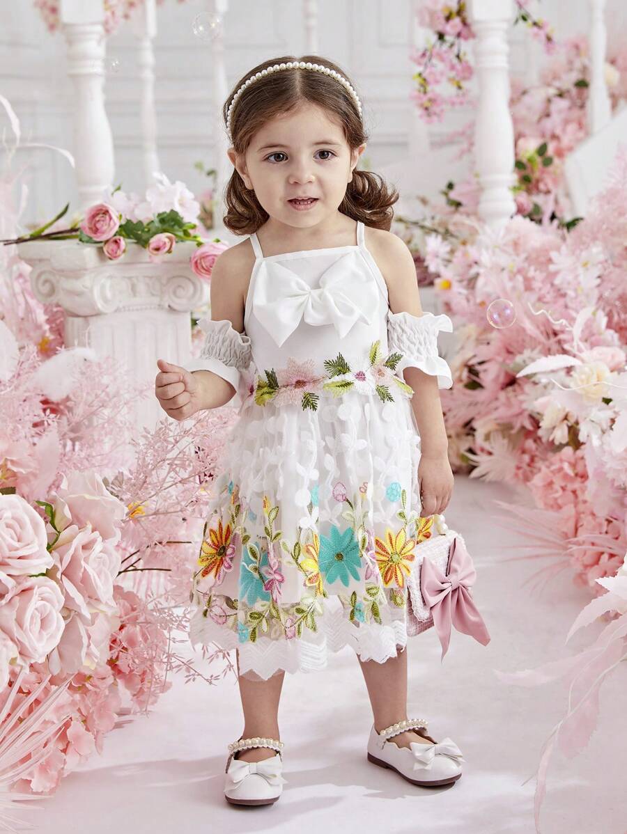 Đứa bé gái Rỗng Áo Bowknot Nghệ Embellished Lưới thêu Đầm - trắng - Xem 1