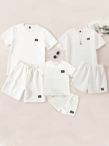 Manfinity T-shirt E Pantaloncini Casual Da Uomo A Maniche Corte Con Toppe Con Lettere E Tessuto Jacquard, Girocollo