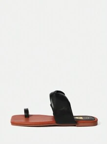 SheIn SXY Women'S Stylish & Comfortable Flat Sandals - Black - View 4