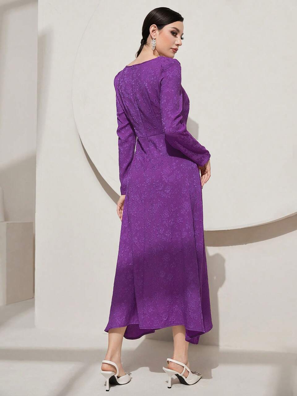 Women'S Sweetheart Neckline Long Sleeve Dress