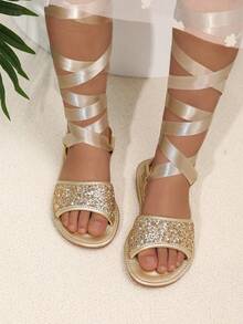 女童夏季時尚平底鞋,開放式腳趾和帶子,適用於日常、休閒、時尚和海灘,金色 - 金色 - 查看 1