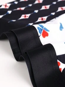 شورت بوكسر للرجال مطبوع بتصميمات هندسية بالألوان المتداخلة و بشكل قلب - متعدد الألوان - مشاهدة 3