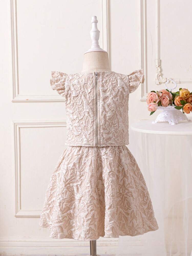 Young Girl Ruffle Hem Flower Jacquard Top With Button Decoration And Skirt Two Piece Set