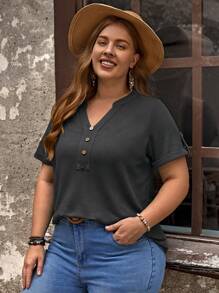 EMERY ROSE Camiseta de Manga Curta com Decote Entalhe em Cor Sólida Casual de Verão Plus Size - Chumbo - Visão 5