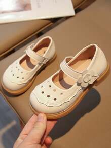 米色花朵中空設計可愛舒適時尚平底鞋（兒童款） - 米色 - 查看 3