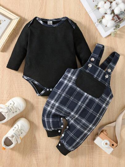 男婴格子拼布长袖连体衣和吊带裤套装，适合春秋季节和圣诞节