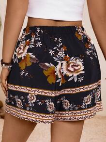 SHEIN VCAY 大码波西米亚风女式夏季度假海滩印花系带短裤 - 彩色 - 查看 2