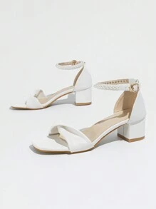 2024新款珍珠沙灘涼鞋,女夏季流行中跟珍珠裝飾厚跟白色涼鞋,女神風格 - 白色 - 查看 5