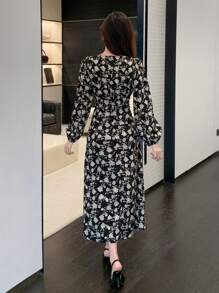 DAZY Đầm tay phồng in hoa cho nữ, đầm dài tay mùa thu, trang phục đi nghỉ mát cho nữ. - màu đen - Xem 2