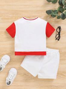 SHEIN Conjunto De Pantalones Cortos Y Top De Manga Corta Con Bloques De Color Deportivo Con Estampado De Letras Para Bebé Niño Y Niño