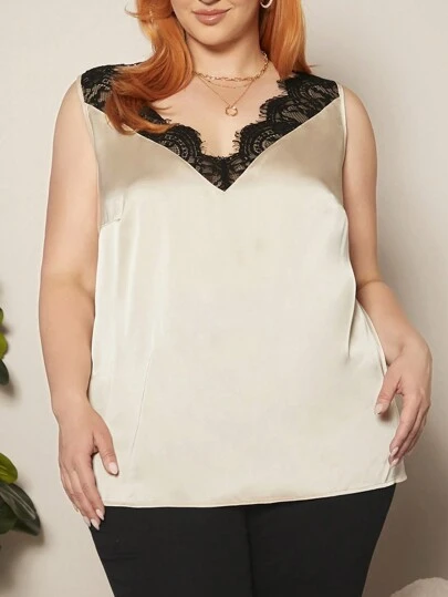 SHEIN CURVE+ 夏季大尺碼蕾絲拼接V領背心