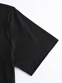 SHEIN LUNE 女標語與書籍印花圓領 T 卹 - 黑色 - 查看 4