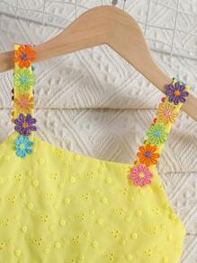 SHEIN Tween-Mädchen - helles gelbes Blumenkleid aus strukturierter Stoff mit Schulterriemen für den Urlaub im Sommer dekoriert