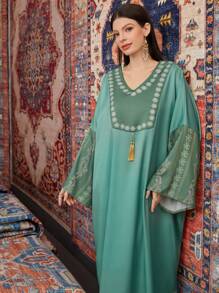 Al Najma Vestido Para Mujeres Con Mangas De Murciélago Y Retales Florales - Verde - Ver 8