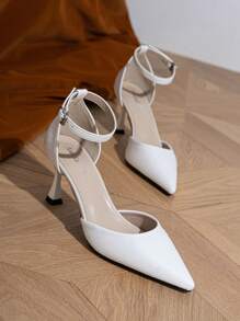 Fall/Winter 2025 Fashionable New Style Women's High Heels, Fine Heels, Pointed Toe, White Hollow-Out Women's Shoes, Elegant, Women Pumps, Elegant, Kitten Heels