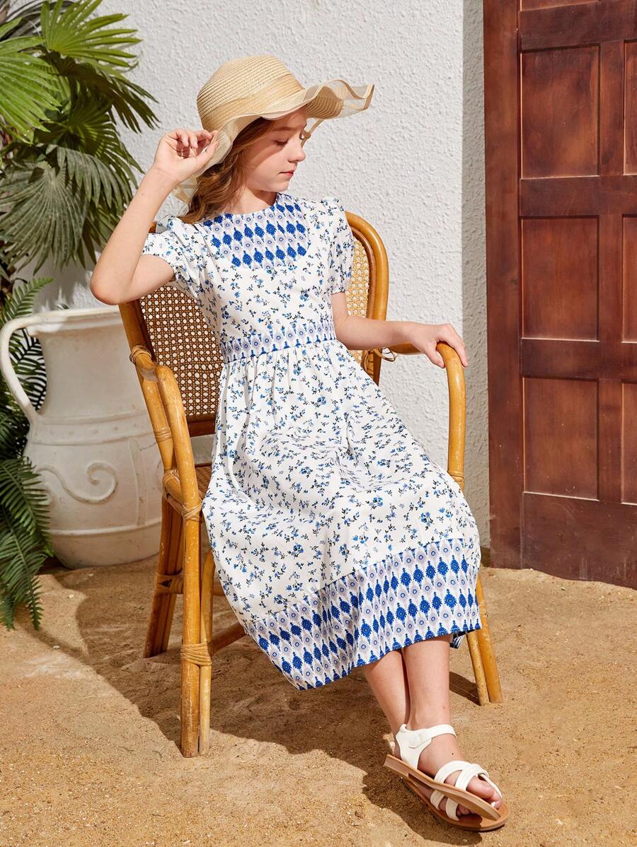 Mädchen Kleid Mit Gewebtem Blumendruck, Übergroßem Rundhalsausschnitt Und Lässigem Stil - Blau - Übersicht 1