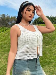 SHEIN Qutie قميص كُشكشة بيضاء بحجم زائد ومزين بالشرابات - أبيض - مشاهدة 3