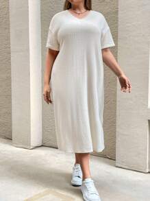 SHEIN Essnce 女裝大尺碼夏季休閒寬鬆v領短袖保守連身裙 - 杏色 - 查看 5