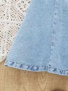 SHEIN 女孩休閒基本寬鬆傘裙牛仔裙,有彈性腰圍,淺藍水洗,非常適合度假