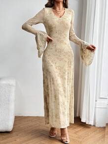 SHEIN Privé Váy đuôi cá nhung hở vai tay loe ngày lễ tình nhân dành cho nữ - Màu be - Xem 5