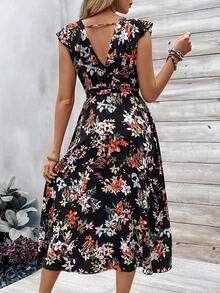 SHEIN Frenchy 女式时尚迷你盖袖荷叶边下摆连衣裙 - 黑色 - 查看 3