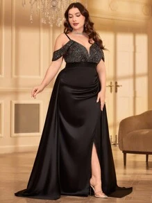 UNITHORSE Plus Size Sequined Satin Spaghetti Strap Formal Evening Dress - Black - View 5