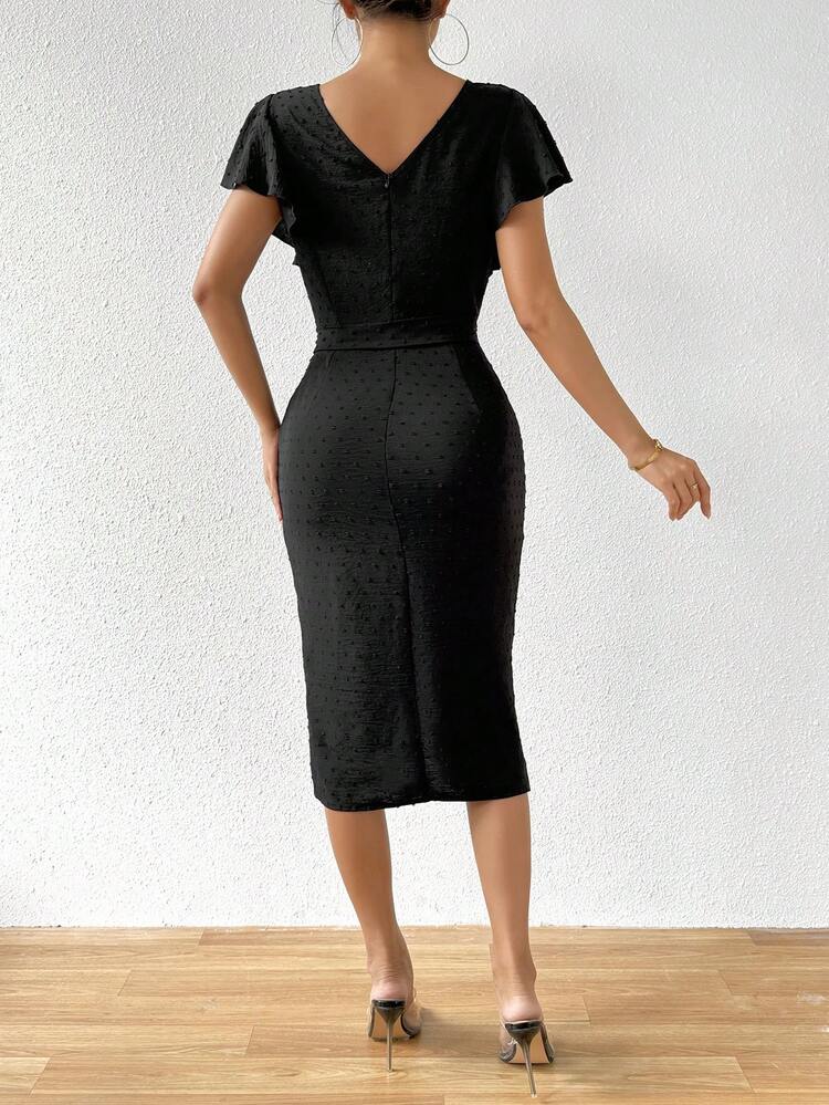 Round Neck Belted Jacquard Dress