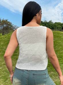 SHEIN Qutie قميص كُشكشة بيضاء بحجم زائد ومزين بالشرابات - أبيض - مشاهدة 2
