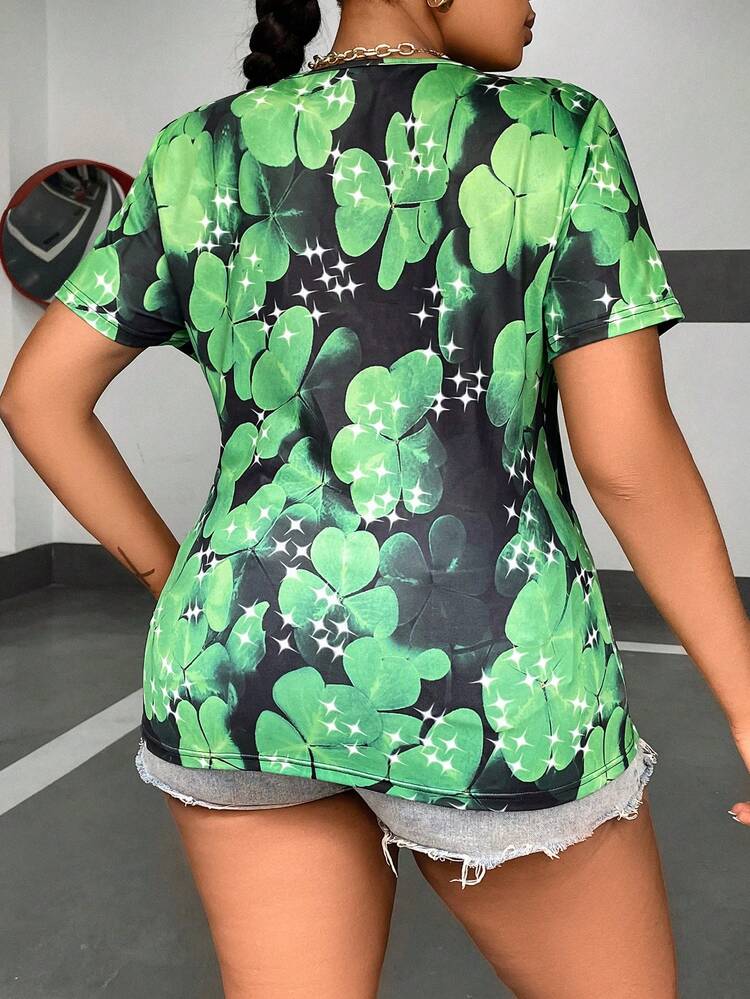 Plus Size Clover Pattern Printed T-Shirt