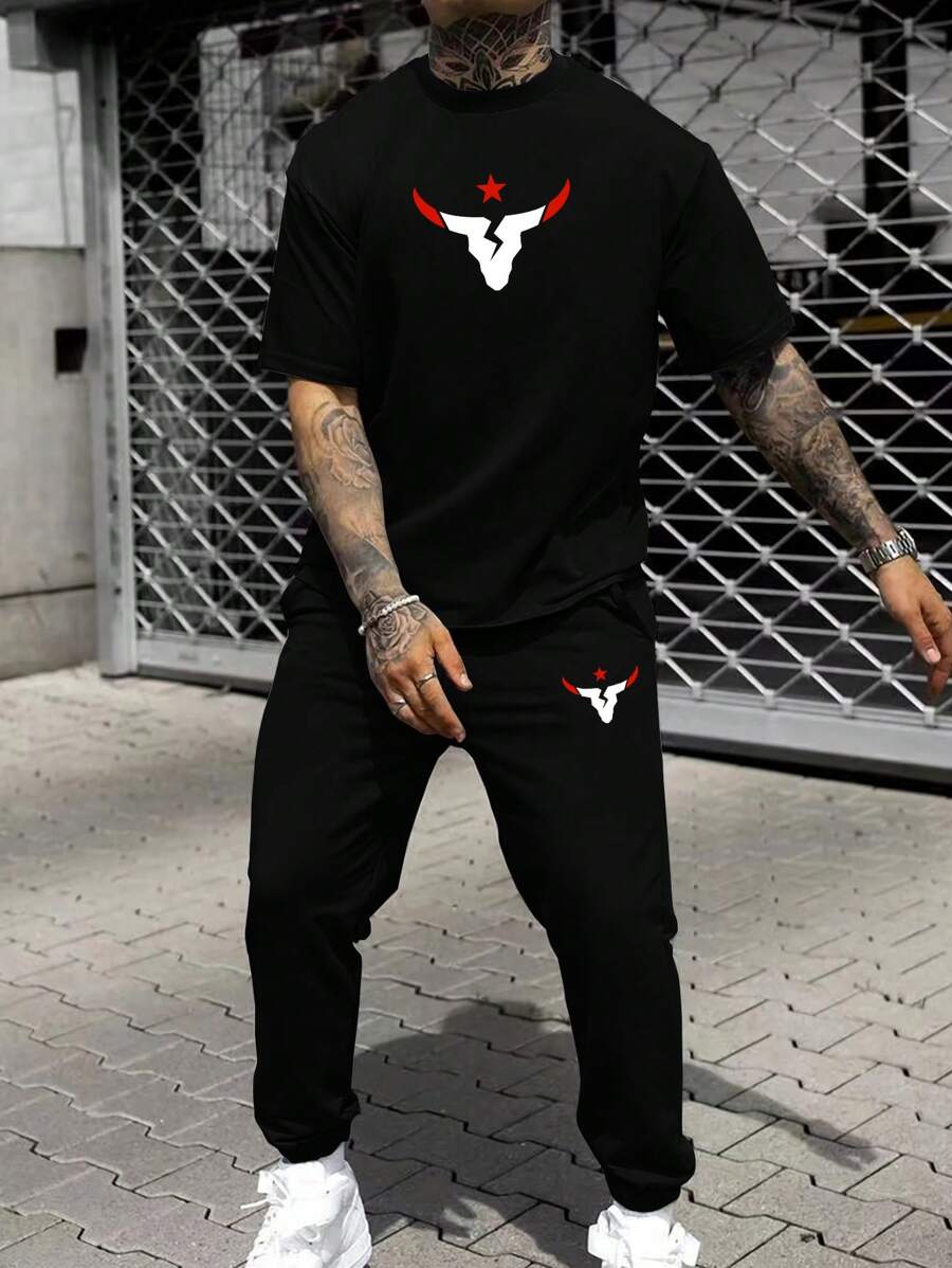 Manfinity LEGND Men's Plus Size Ram Head & Star Printed Short Sleeve T-Shirt And Long Pants Set - Black - View 1