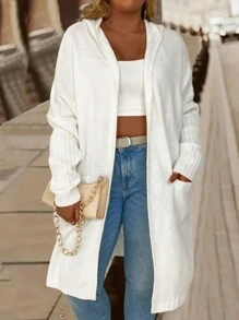 大码双口袋蝙蝠袖开衫，适合冬季 - 白色 - 查看 1