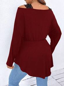 Calvaya 大尺碼蕾絲拼接露肩T恤 - 酒紅色 - 查看 2