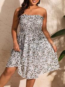 SHEIN Clasi 大码波西米亚风碎花印花露肩连衣裙，适合夏季