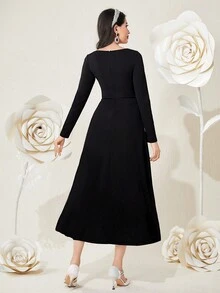Modelyn Vestido De Mujer Con Aplique De Piedra De Diamante Del Cuello Cuadrado Y Pliegue De Bloque De Color - Blanco y Negro - Ver 2