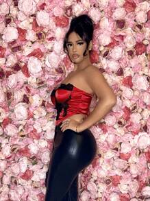 SHEIN SXY 情人節紅色女士性感蕾絲和緞面拼接束身上衣短款 - 紅色 - 查看 3